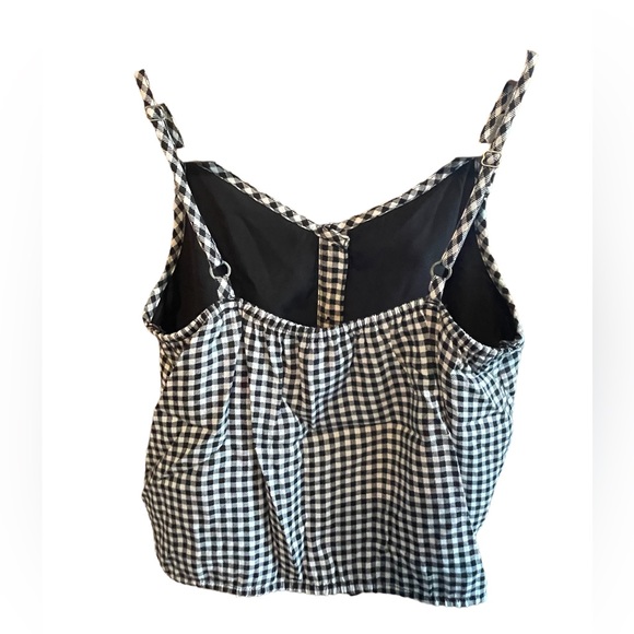 Girls 11/12 Abercrombie kids button down tie bottom crop top. - Picture 2 of 4